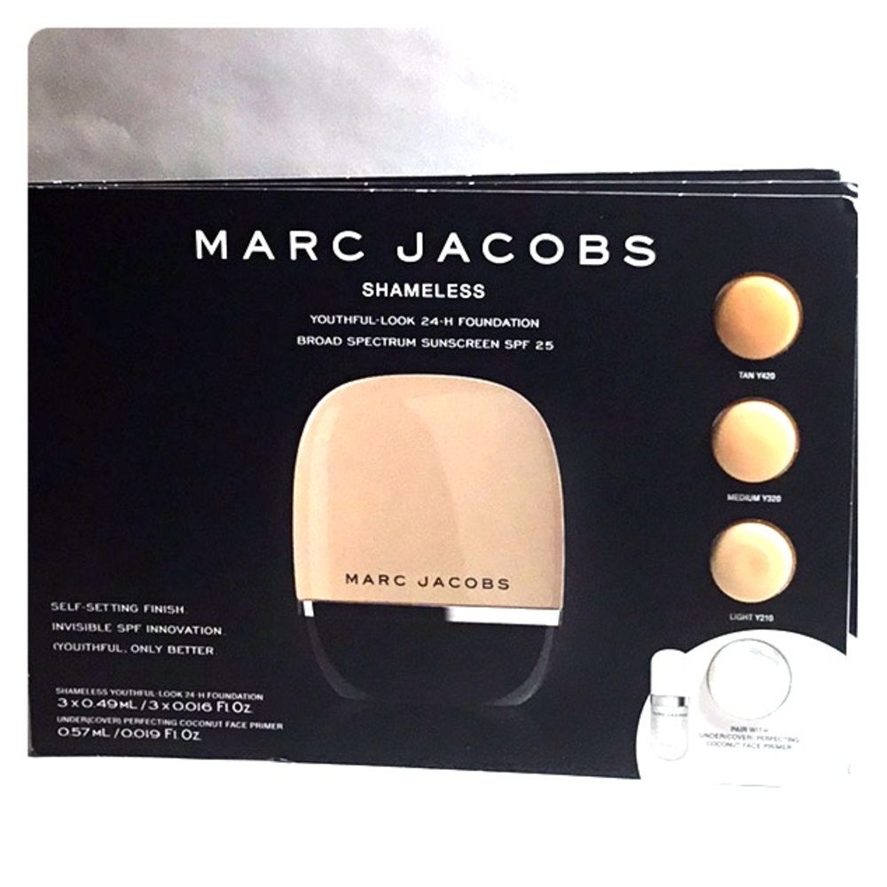3 Marc Jacobs Shameless 24H Foundation Sample set